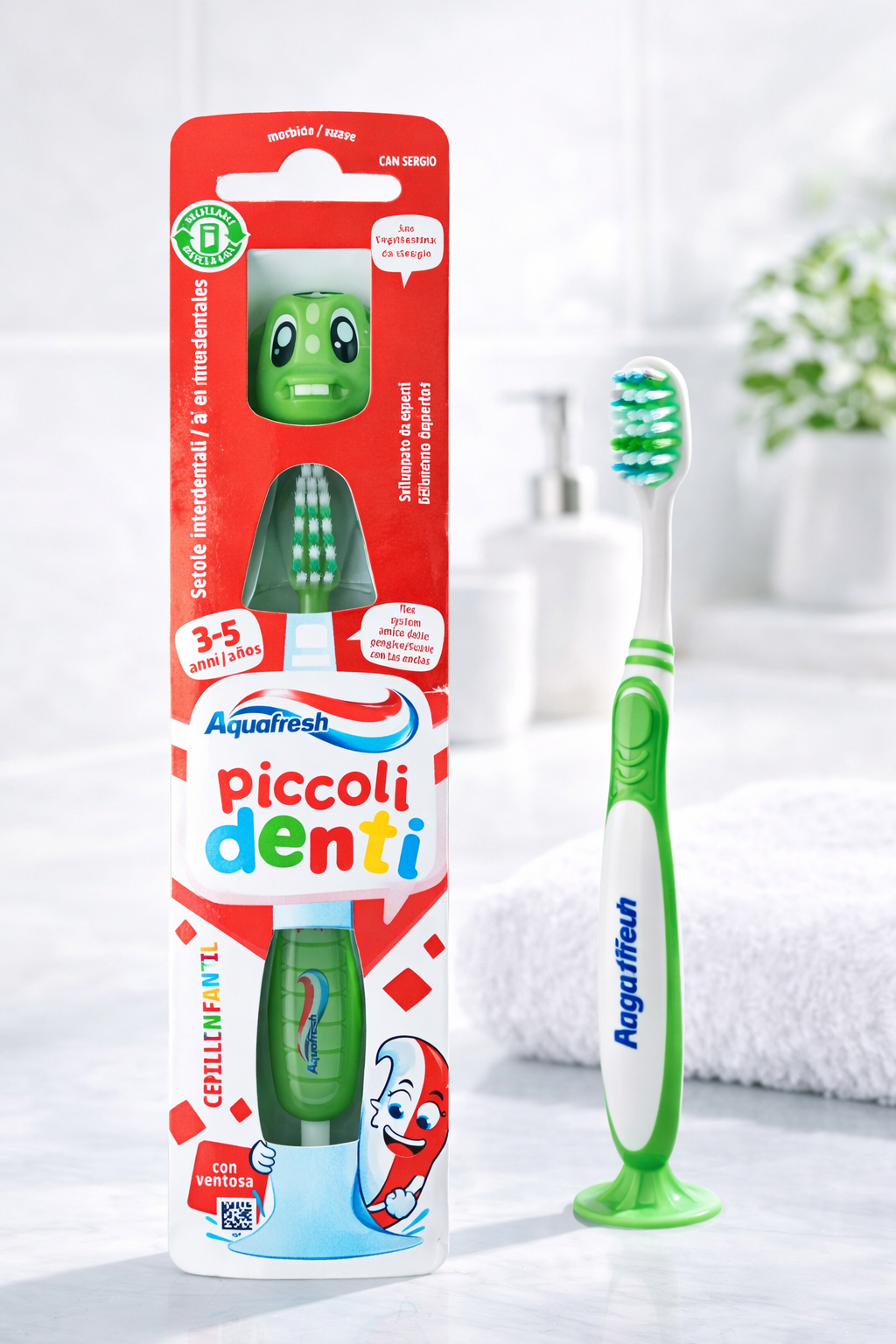 aquafresh periuta de dinti copii 3-5 ani...